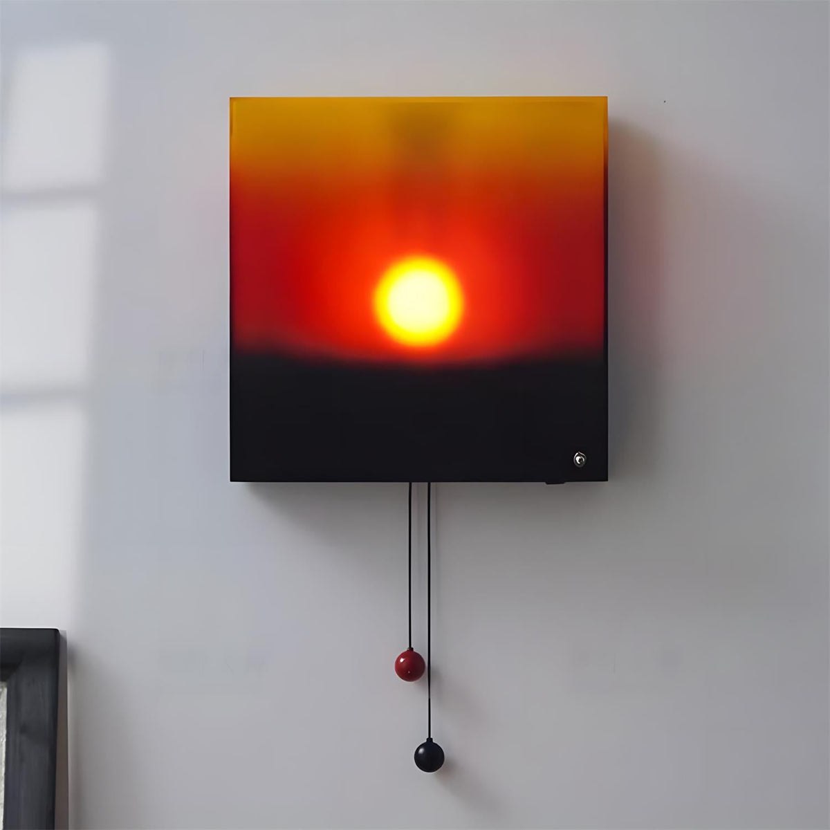Mireraya Ember Wall Lamp