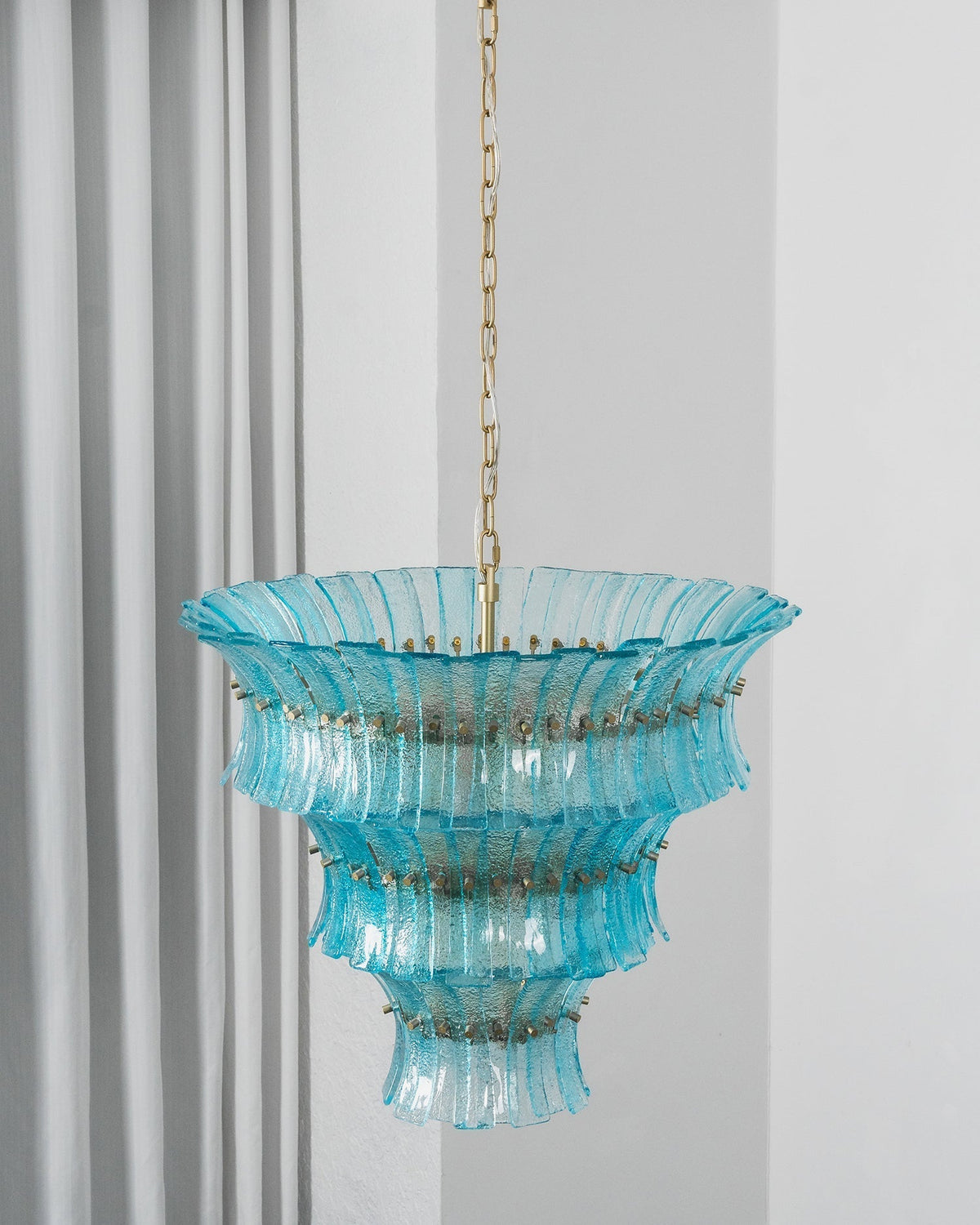 Sororissa Chandelier