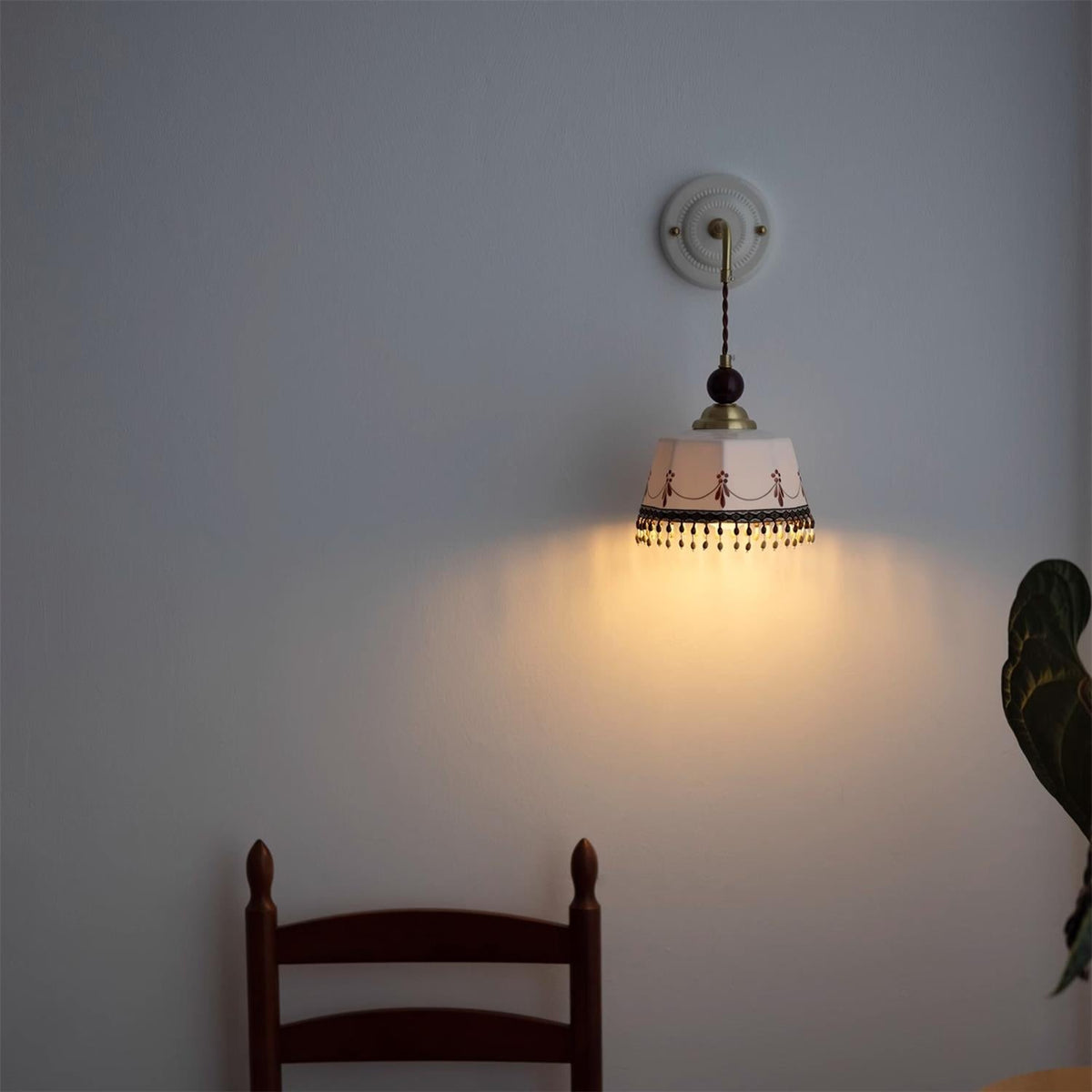 Toreni Wall Lamp