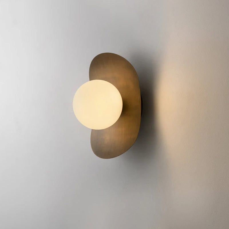 Cirerelia Wall Lamp