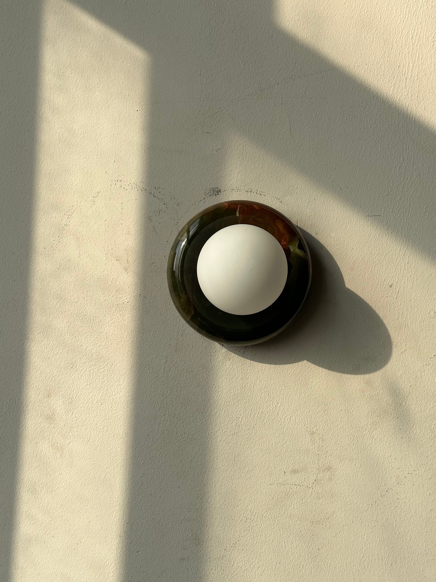 Cemaros Jade Glass Wall Lamp