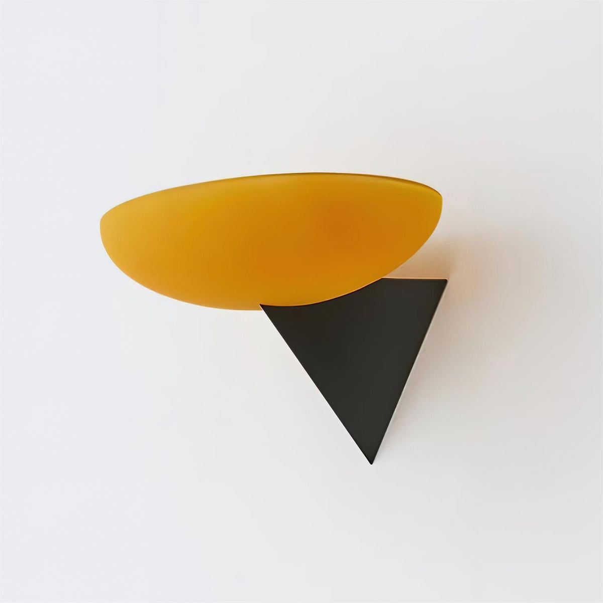 Renuora Wall Lamp