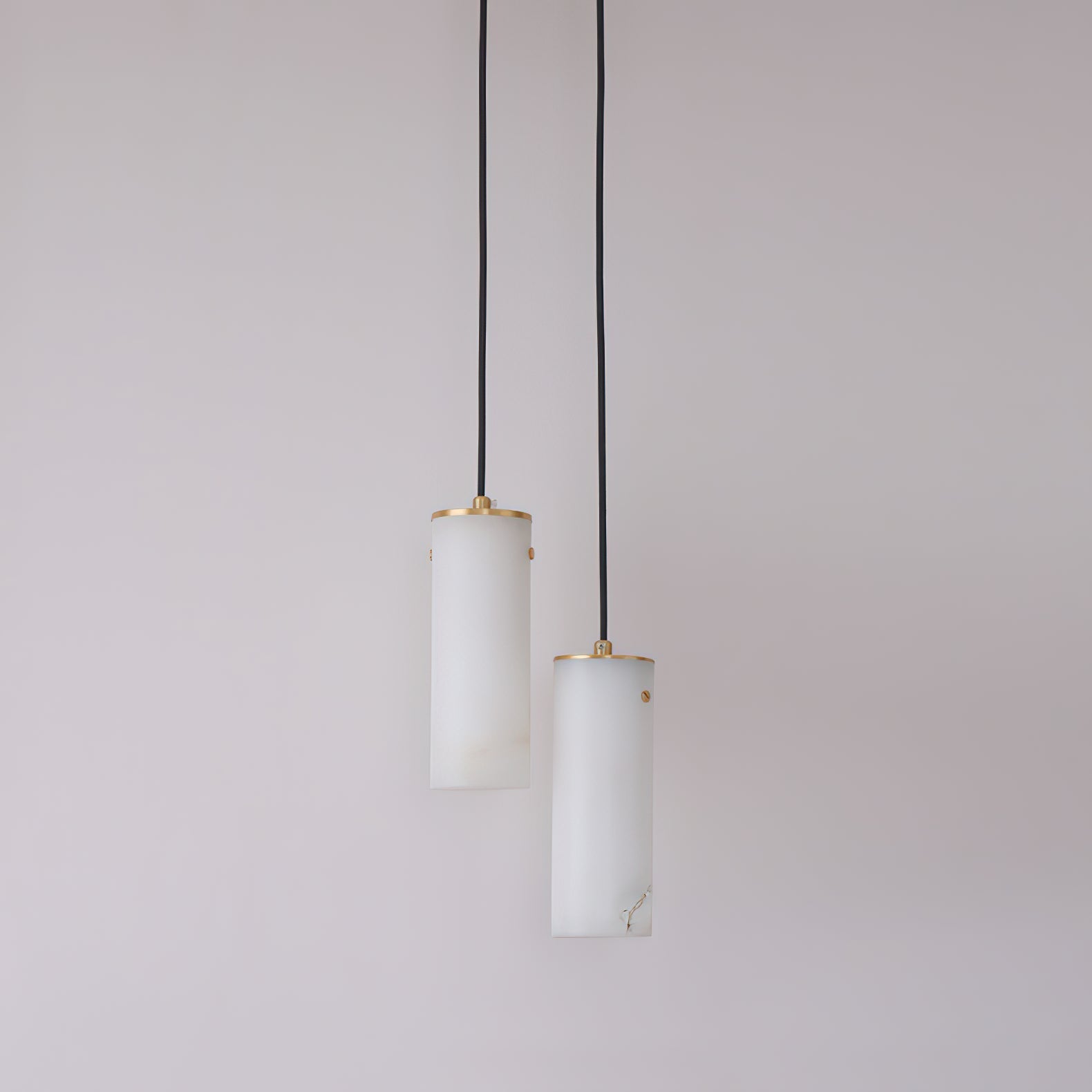 Lyvina Vertical Alabaster Pendant Light