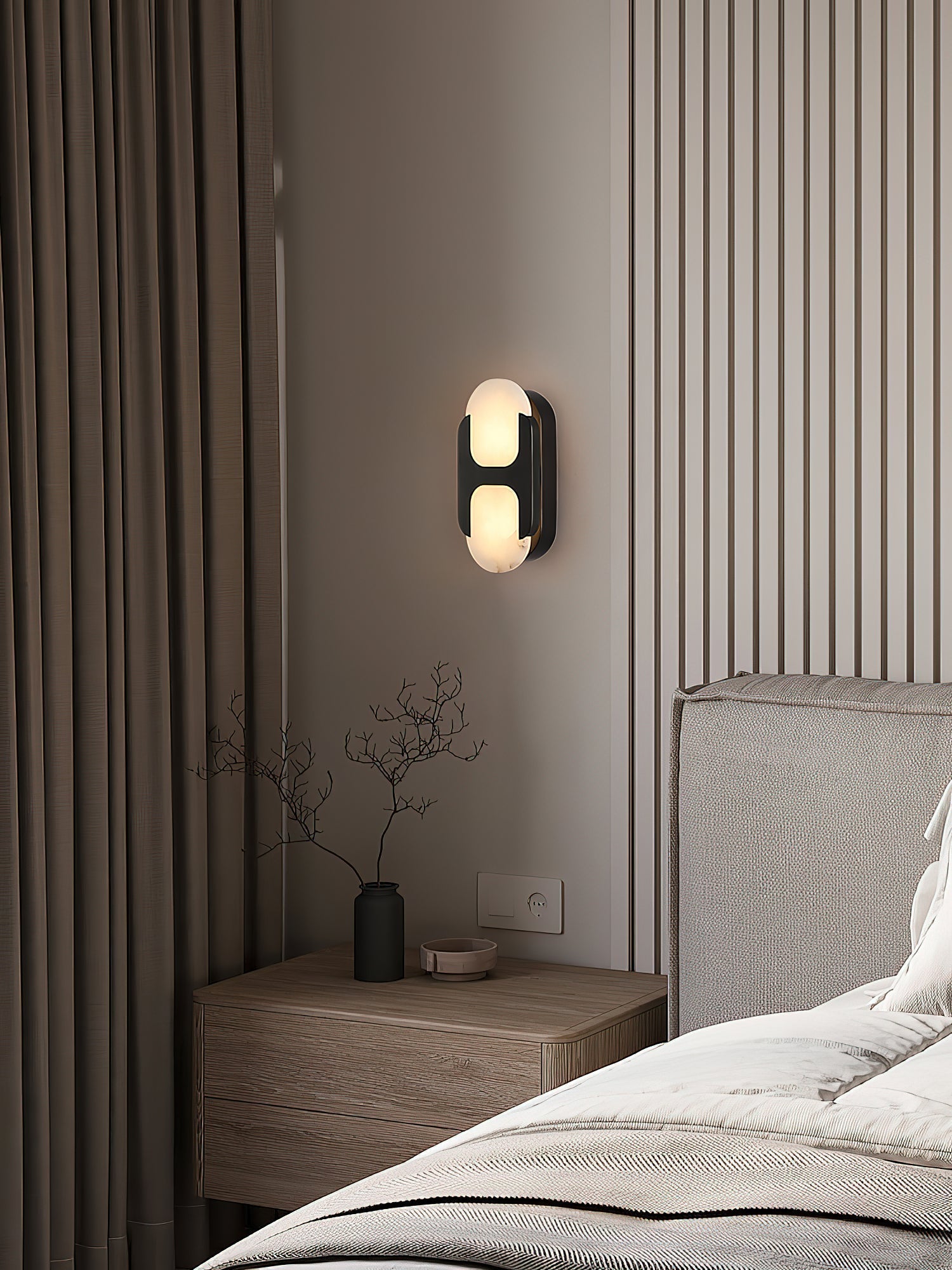 Lylaearis Alabaster Wall Lamp