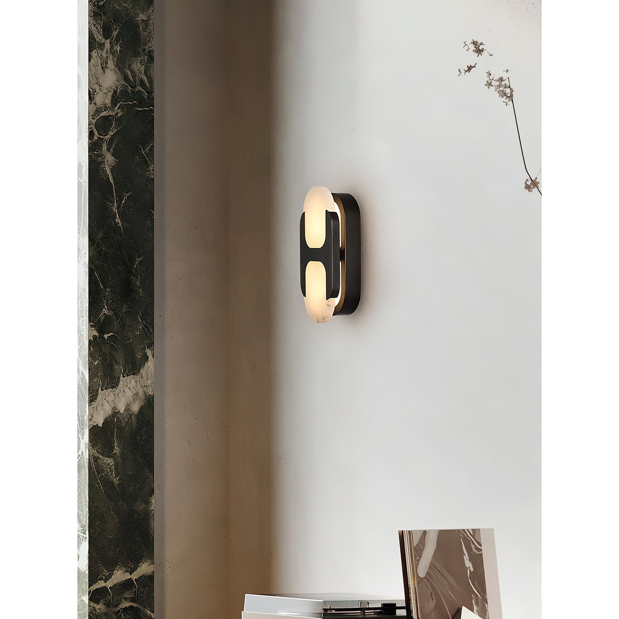 Lylaearis Alabaster Wall Lamp