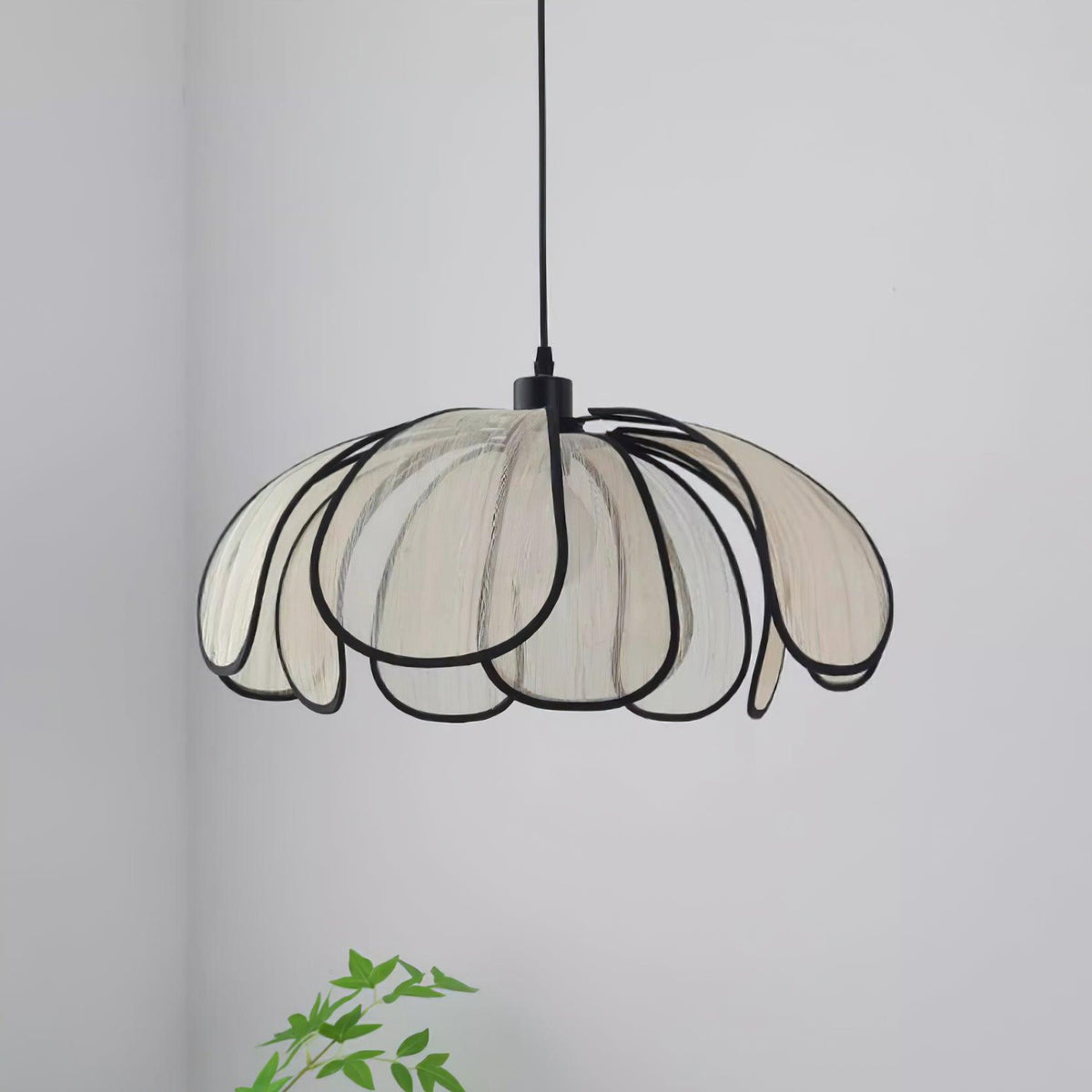 Seluora Petal-like Pendant Light