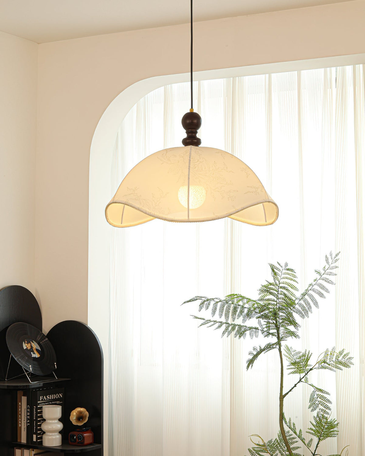 Oriente Pendant Light