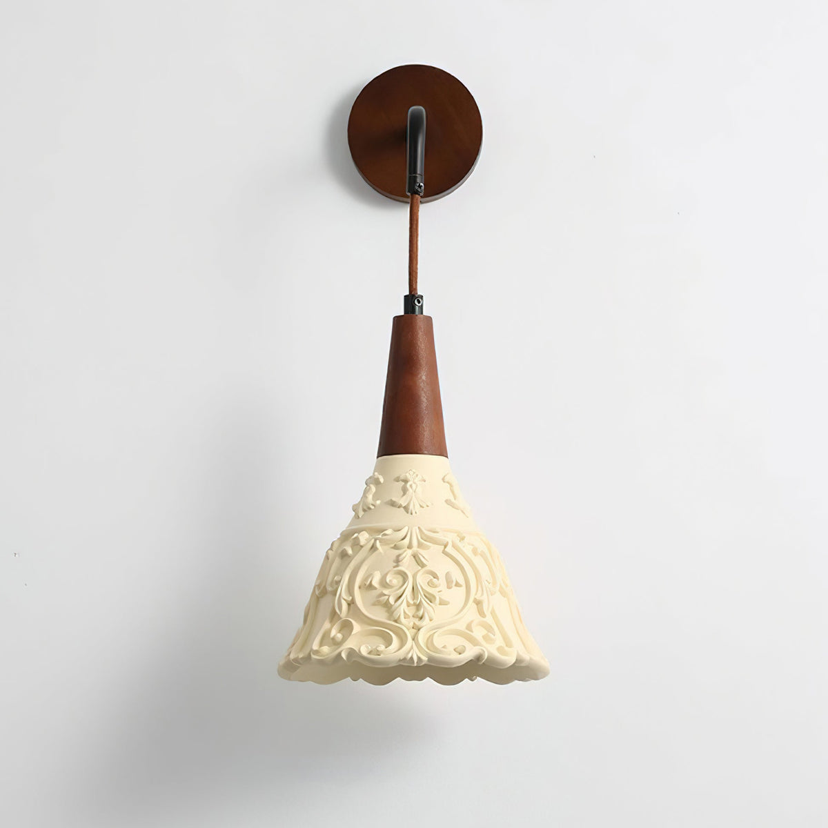 Avenalira Wall Lamp