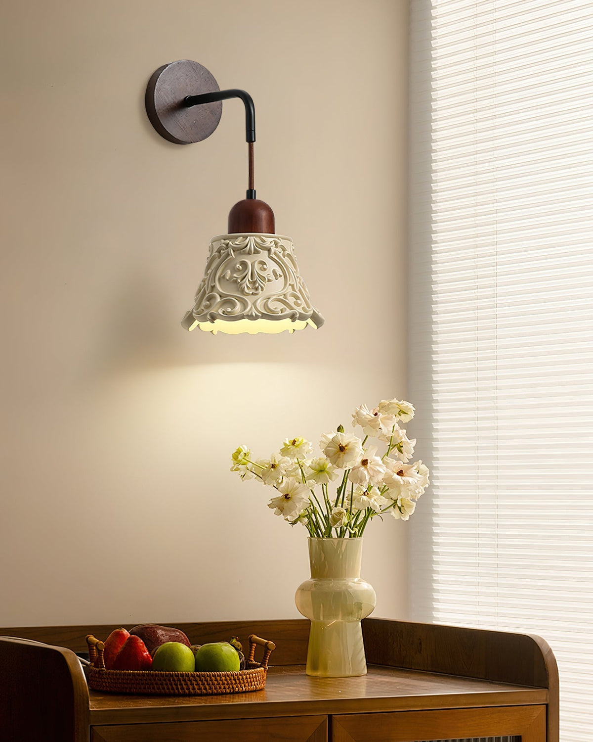 Avenalira Wall Lamp