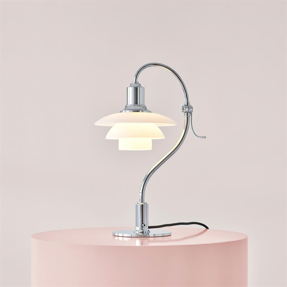 Viraanelia Table Lamp