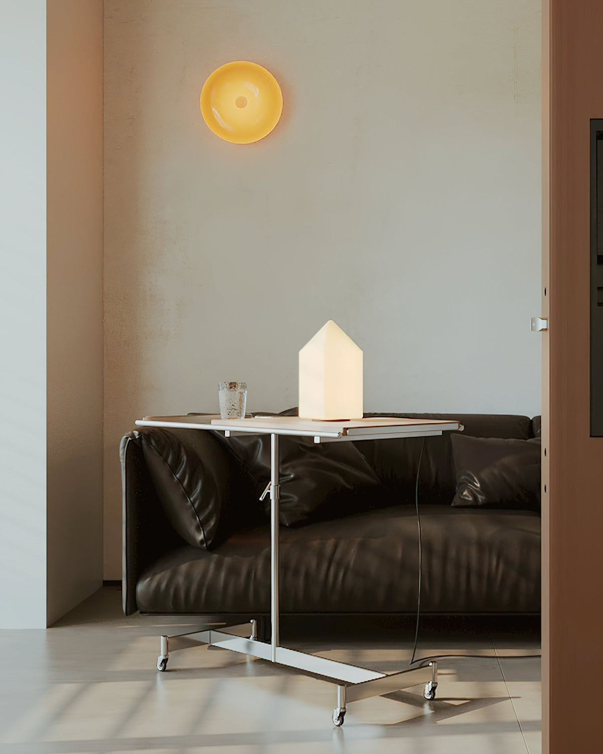 Avenuira Table Lamp