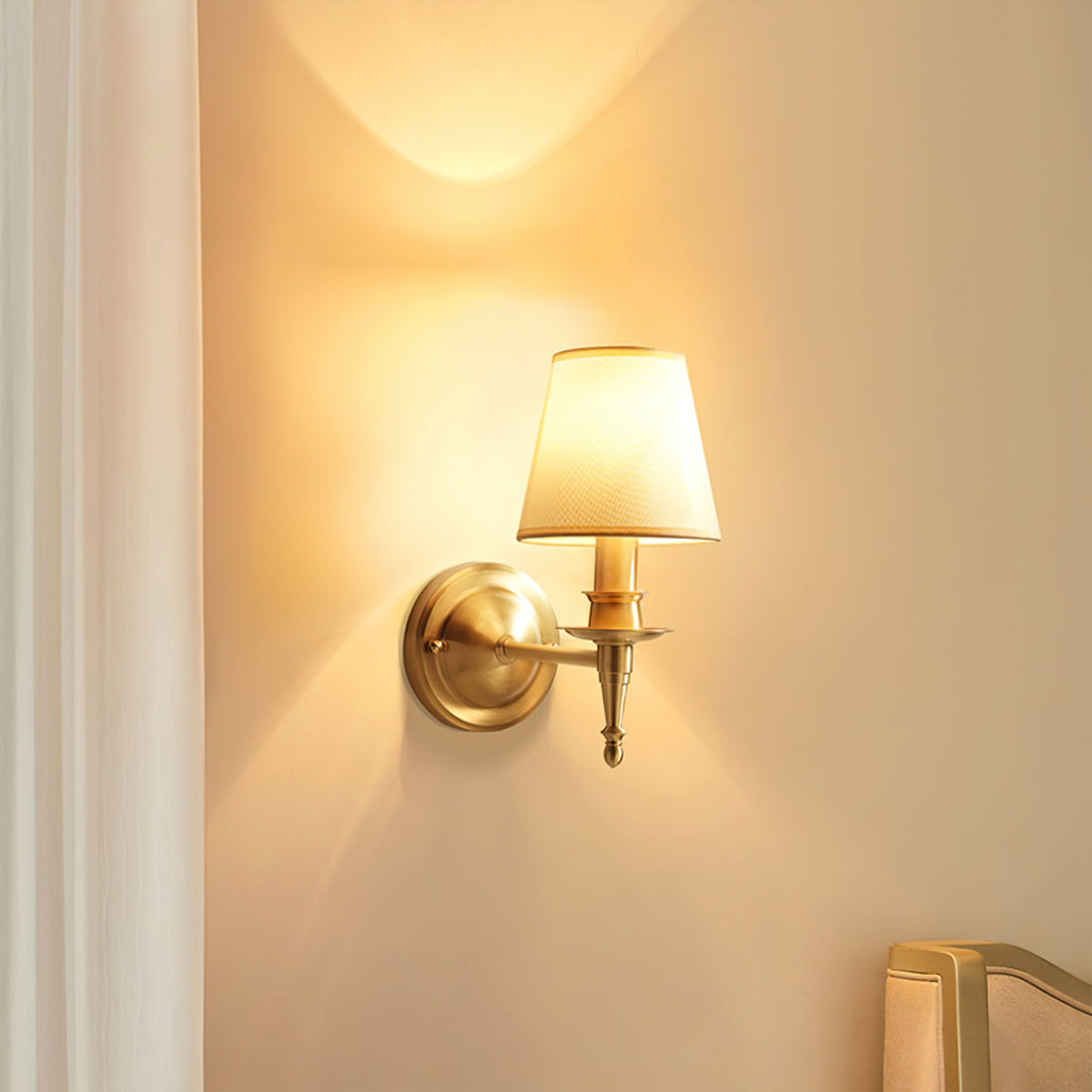 Viraeelle Wall Lamp