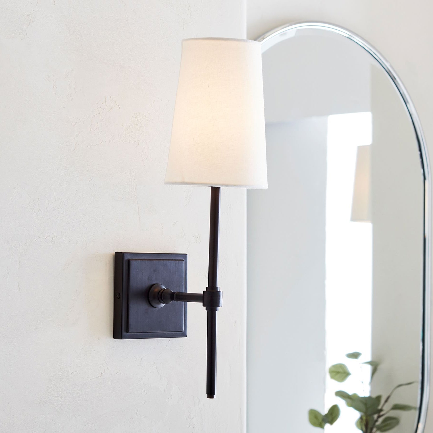Vicarara Vintage Industrial Brass Fabric Wall Lamp