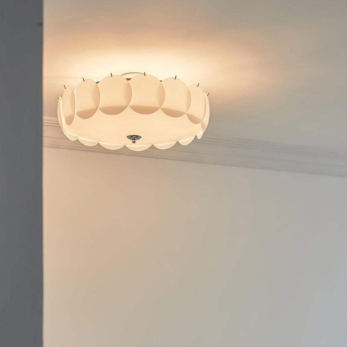 Vakegis Petal Shell Ceiling Light