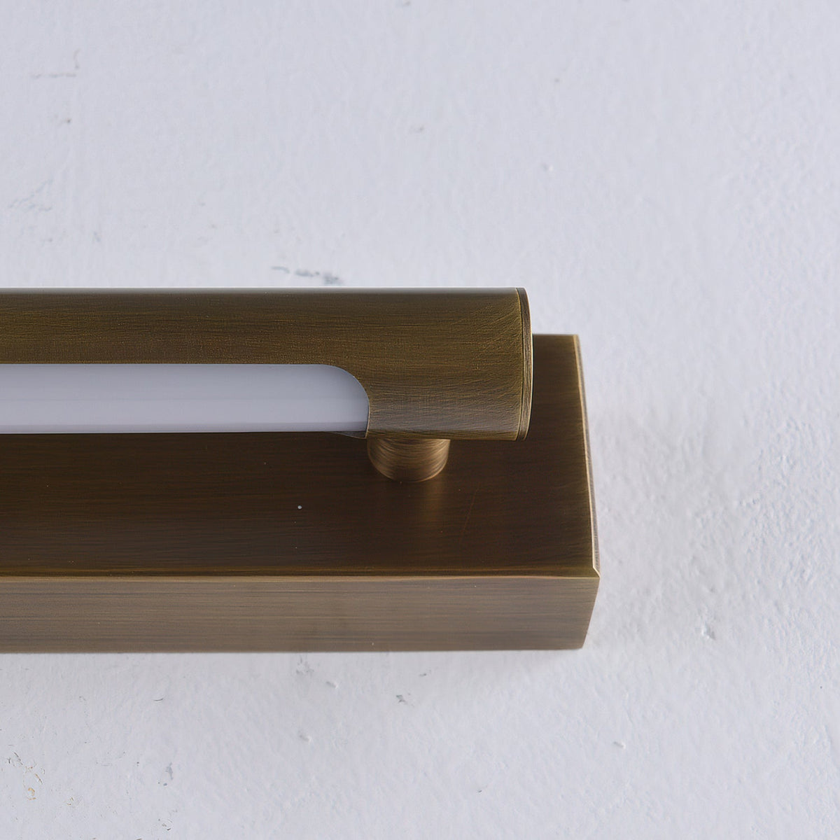 Reed Linear Brass Wall Sconce