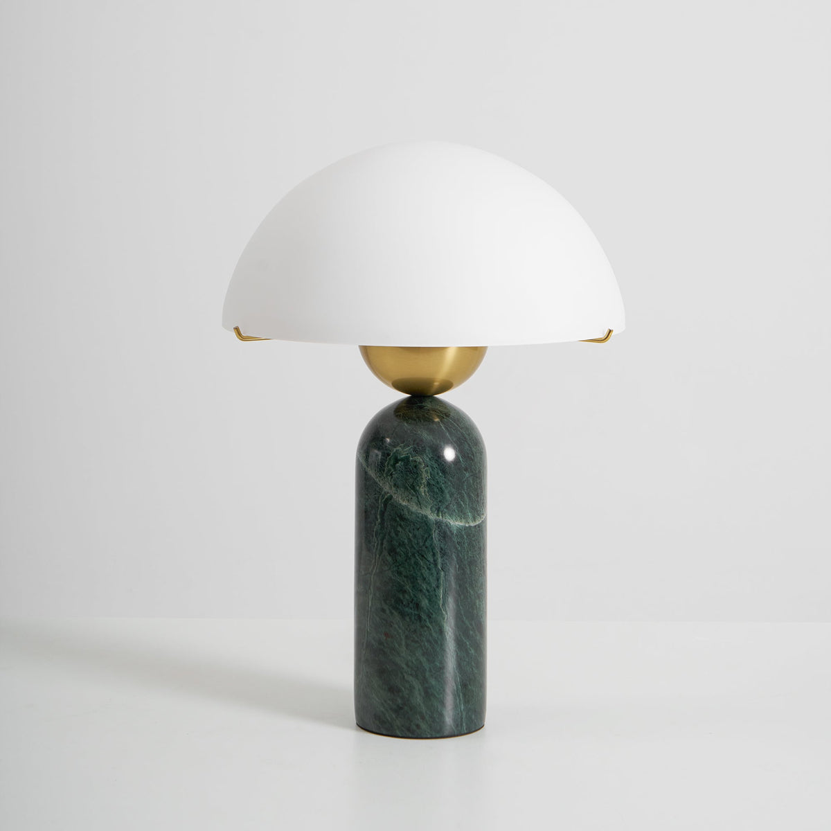 Tirixon Alabaster Table Lamp