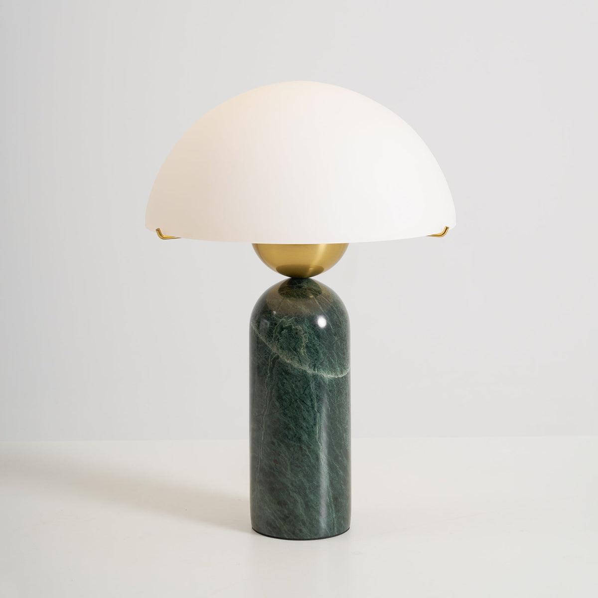 Tirixon Alabaster Table Lamp