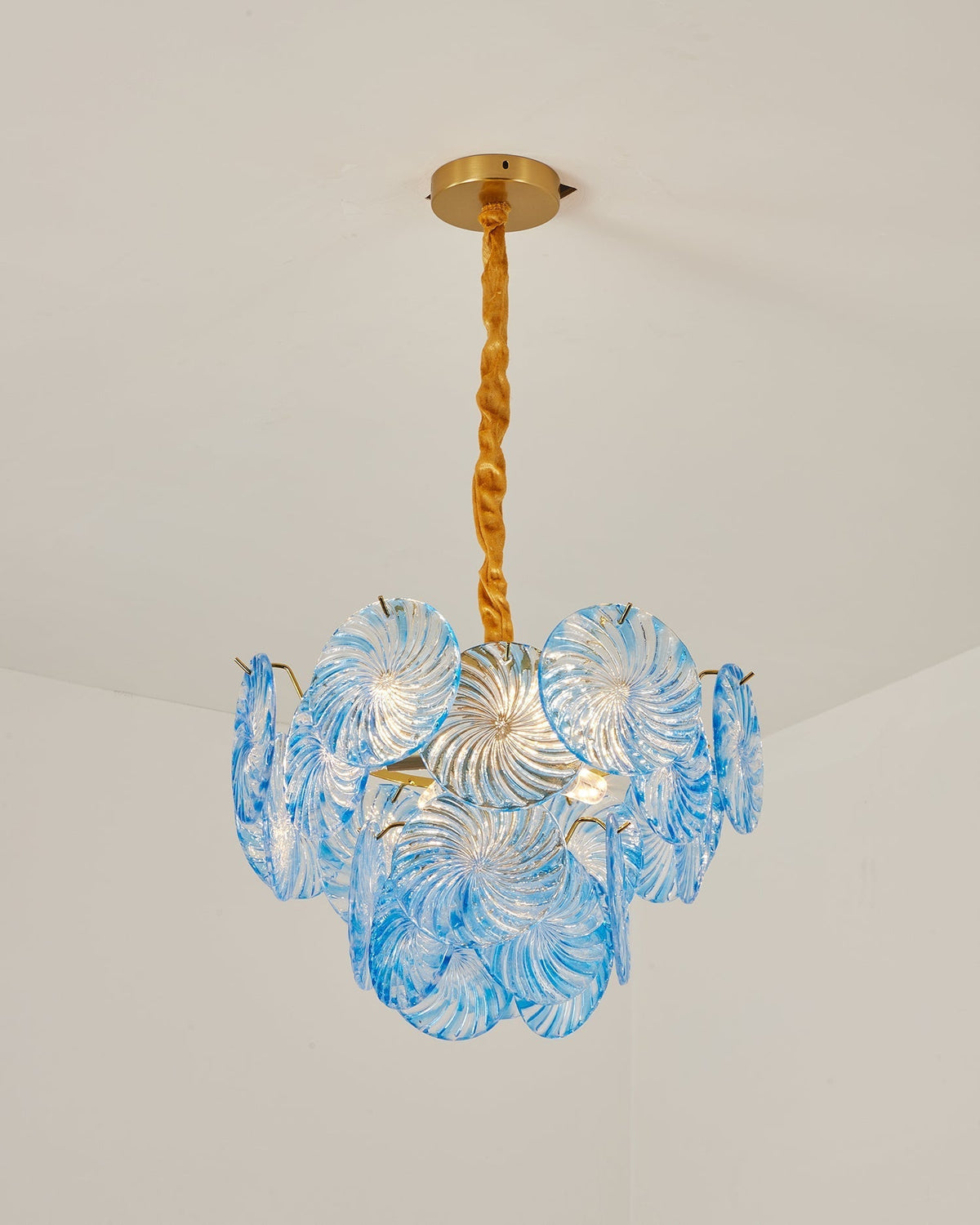 Lioroaine Chandelier