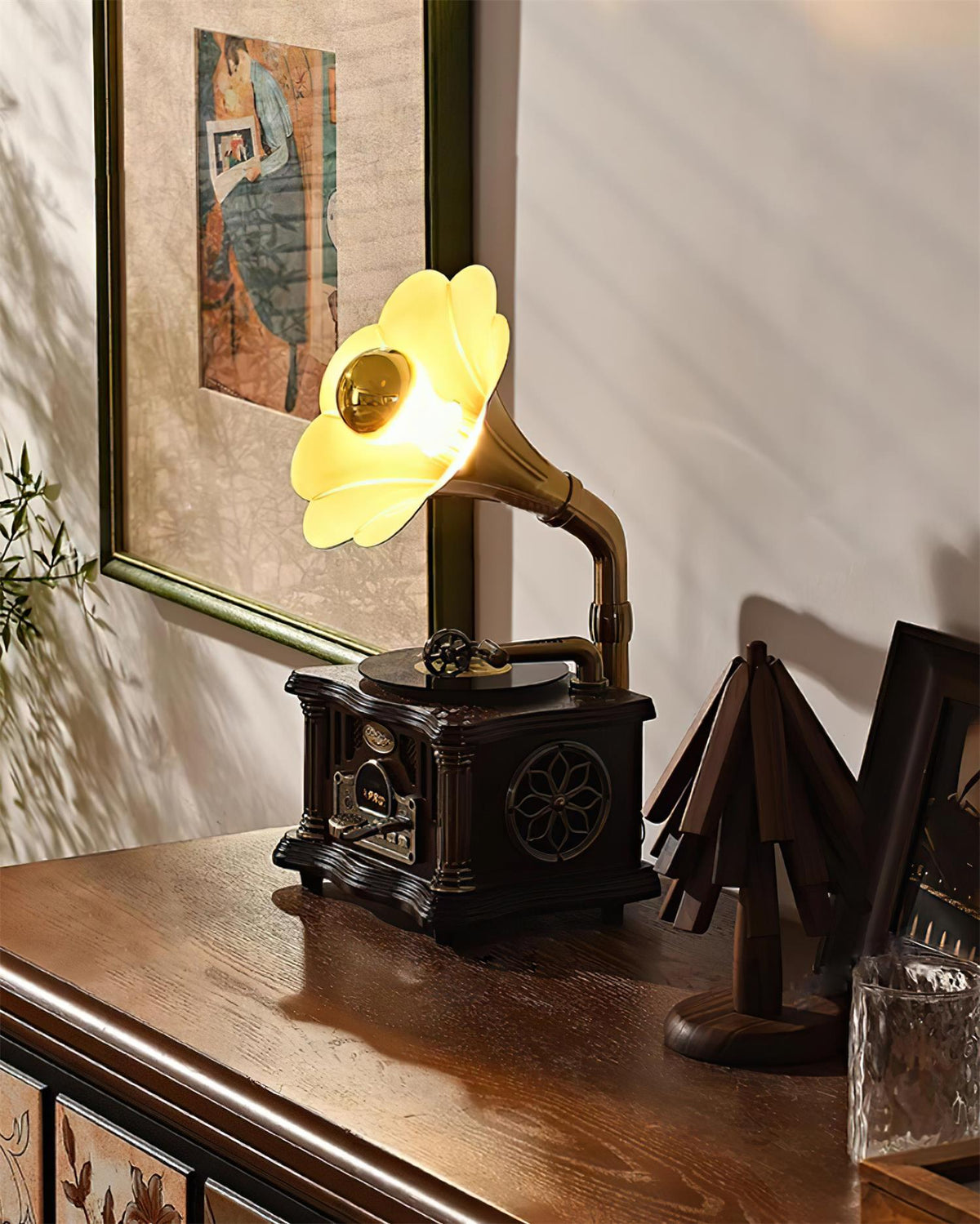 Caluise Table Lamp