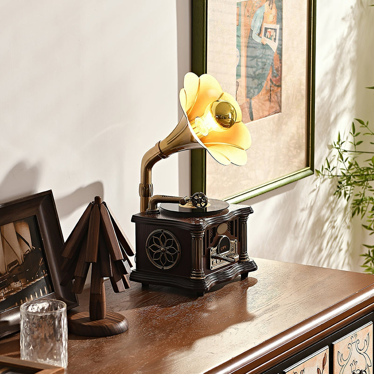 Caluise Table Lamp