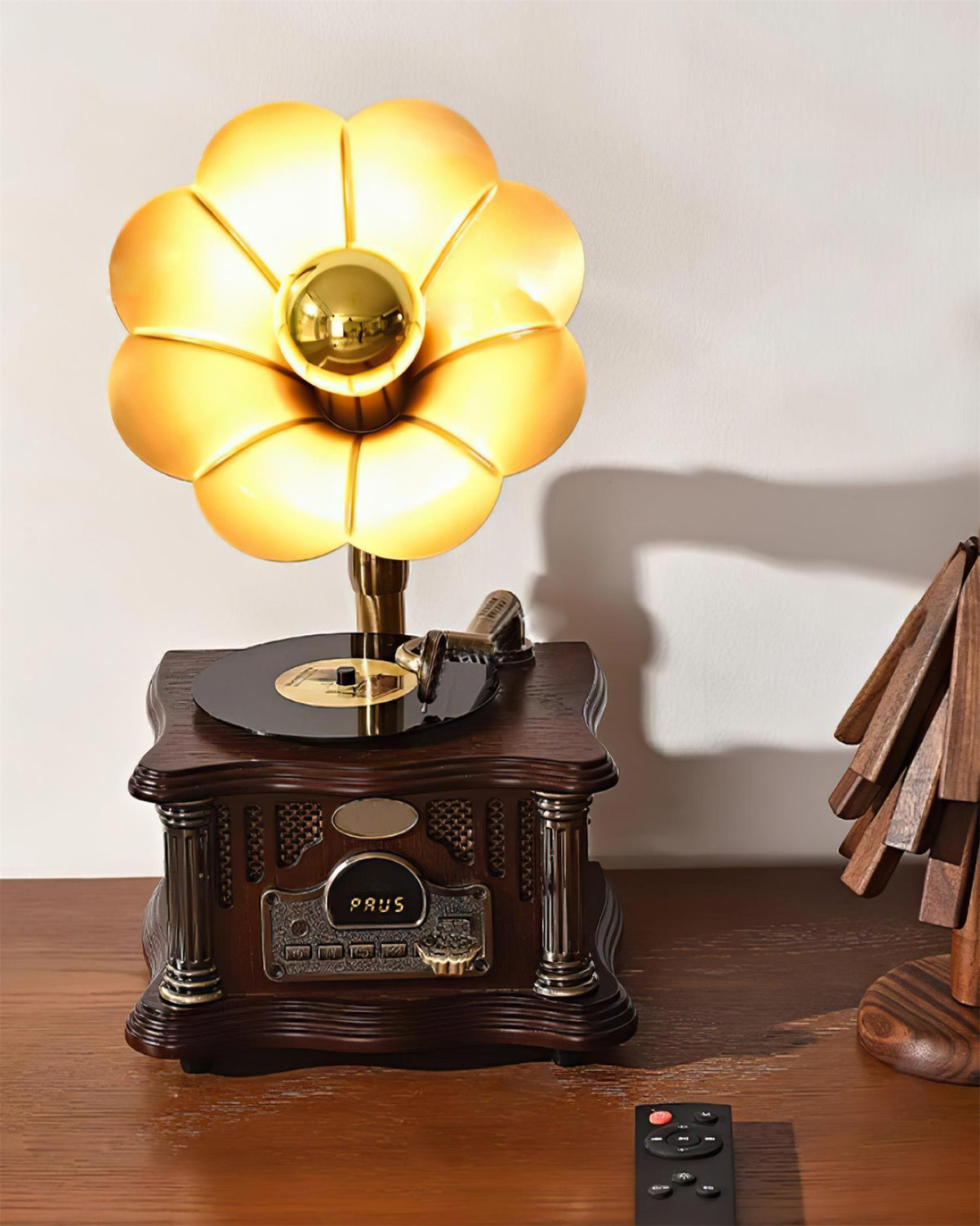 Caluise Table Lamp