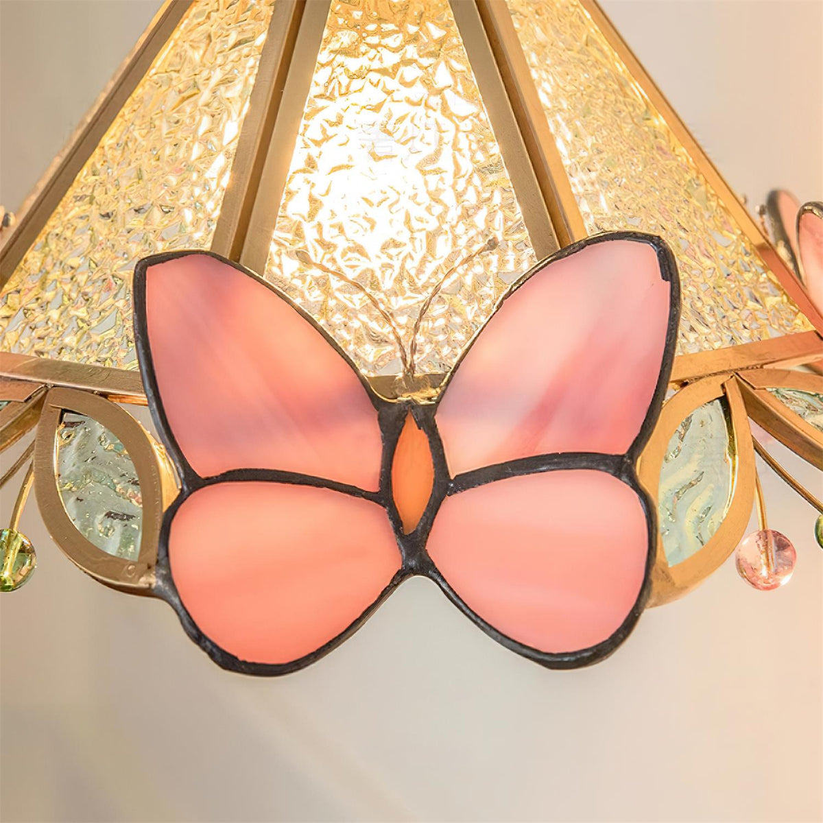 Pinky Pendant Light