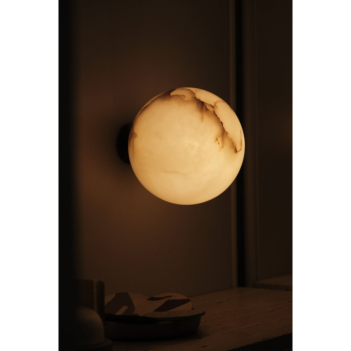Planette Contemporary Alabaster Wall Lamp