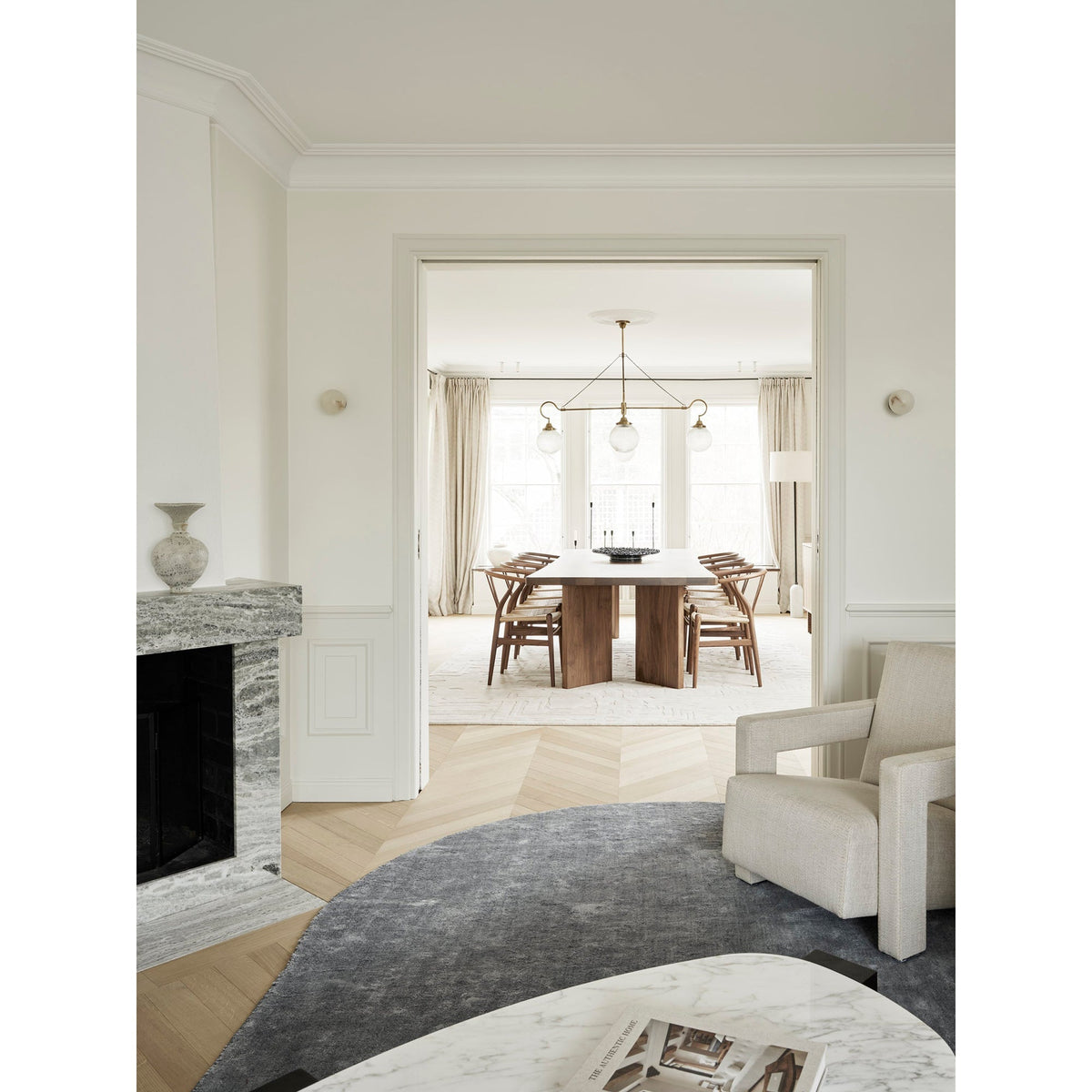 Planette Contemporary Alabaster Wall Lamp