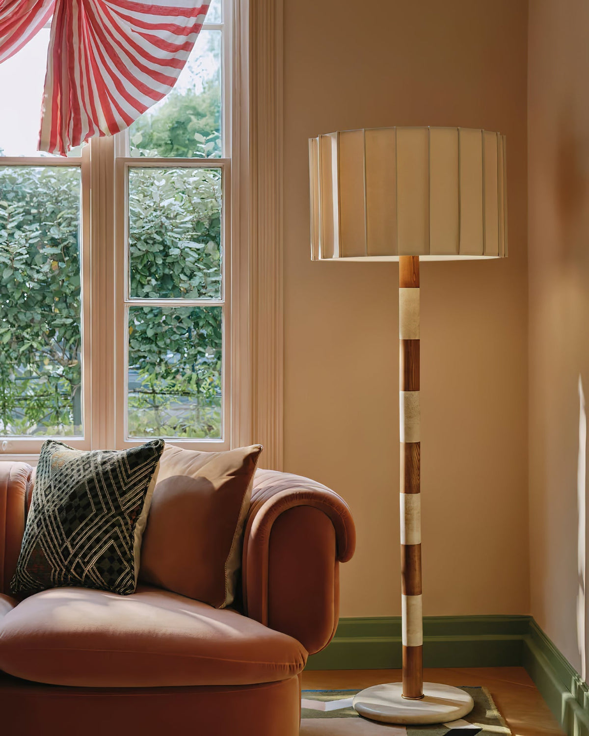 Tavielle Floor Lamp