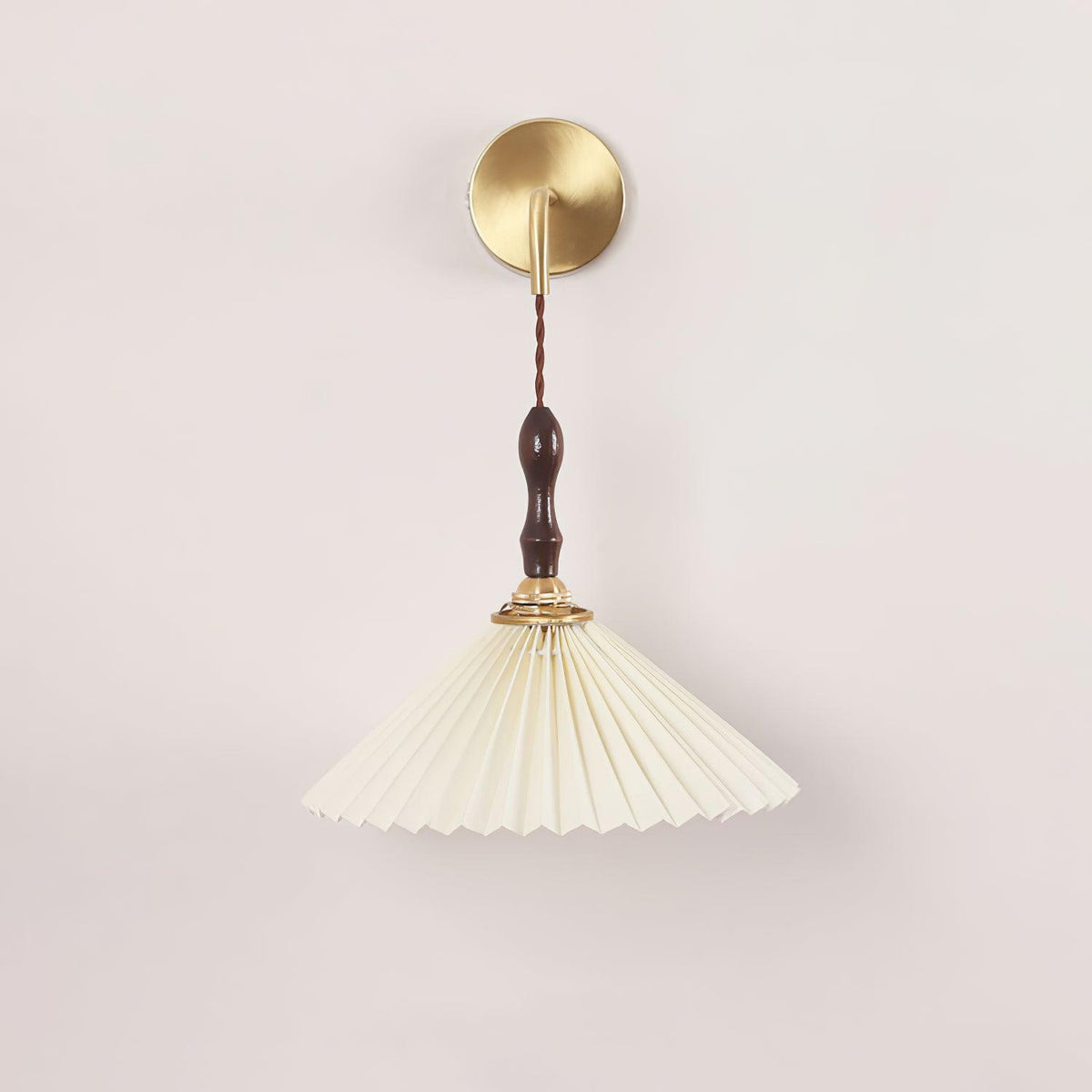Mordan Premium	Elegance Pleated Walnut Wooden Wall Lamp