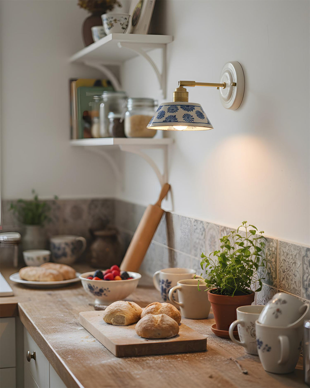 Lisette Wall Light