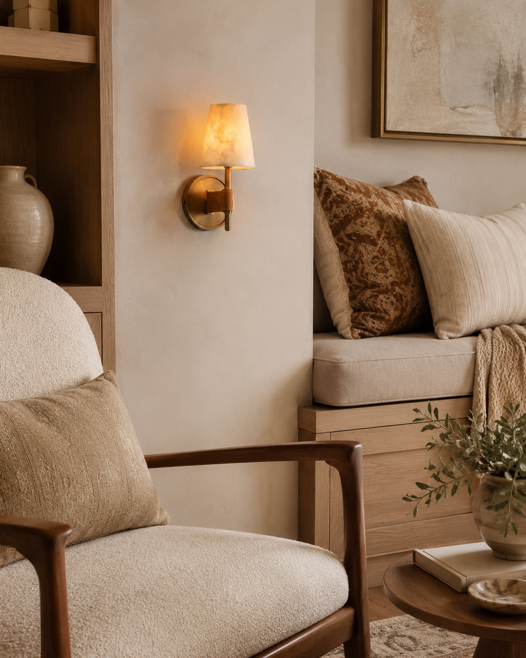 Avenivelle Alabaster Wall Light