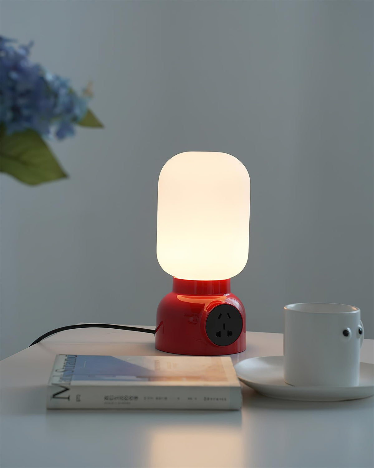 Sorenora Table Lamp