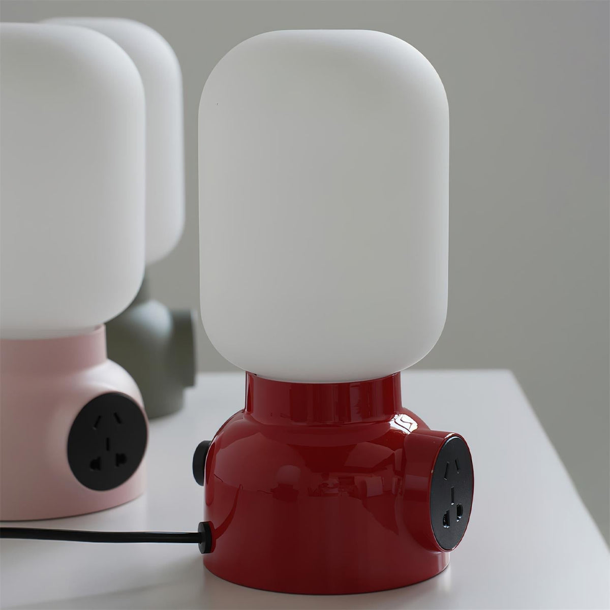 Sorenora Table Lamp