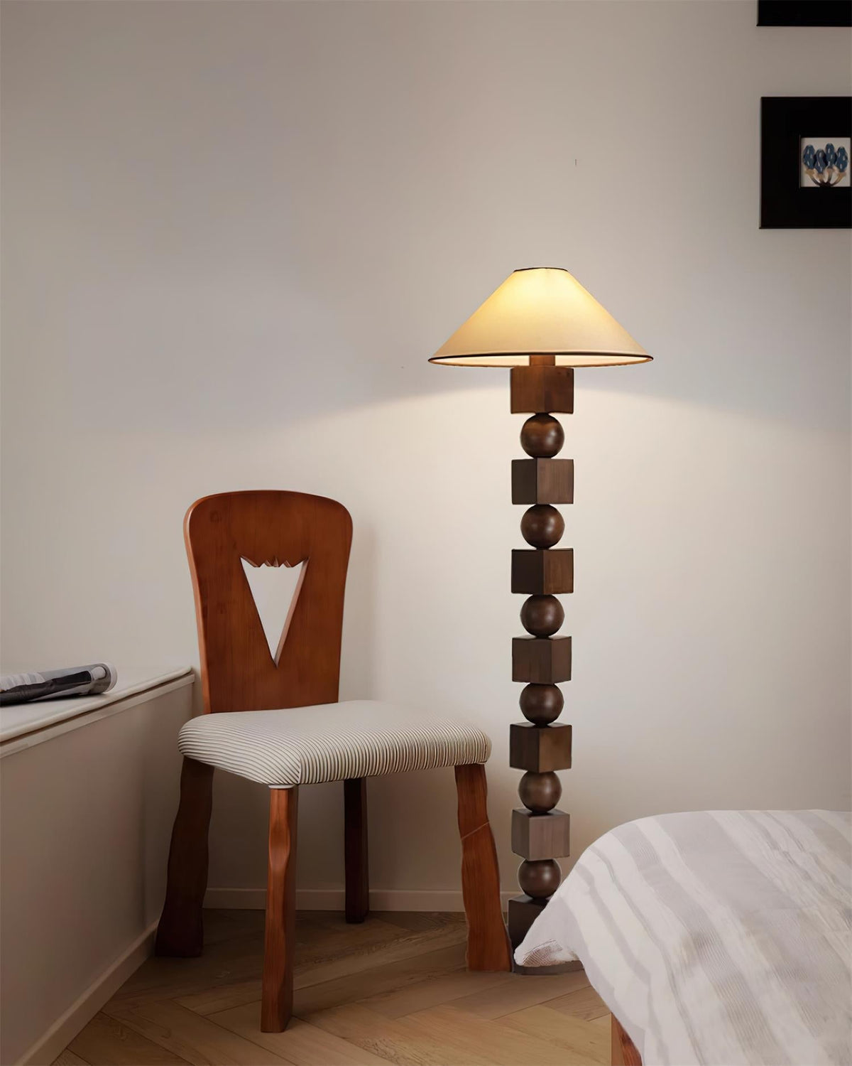 Avenanelia Floor Lamp