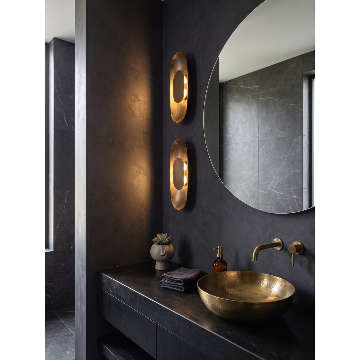 Casoraya Curved Brass Wall Sconce