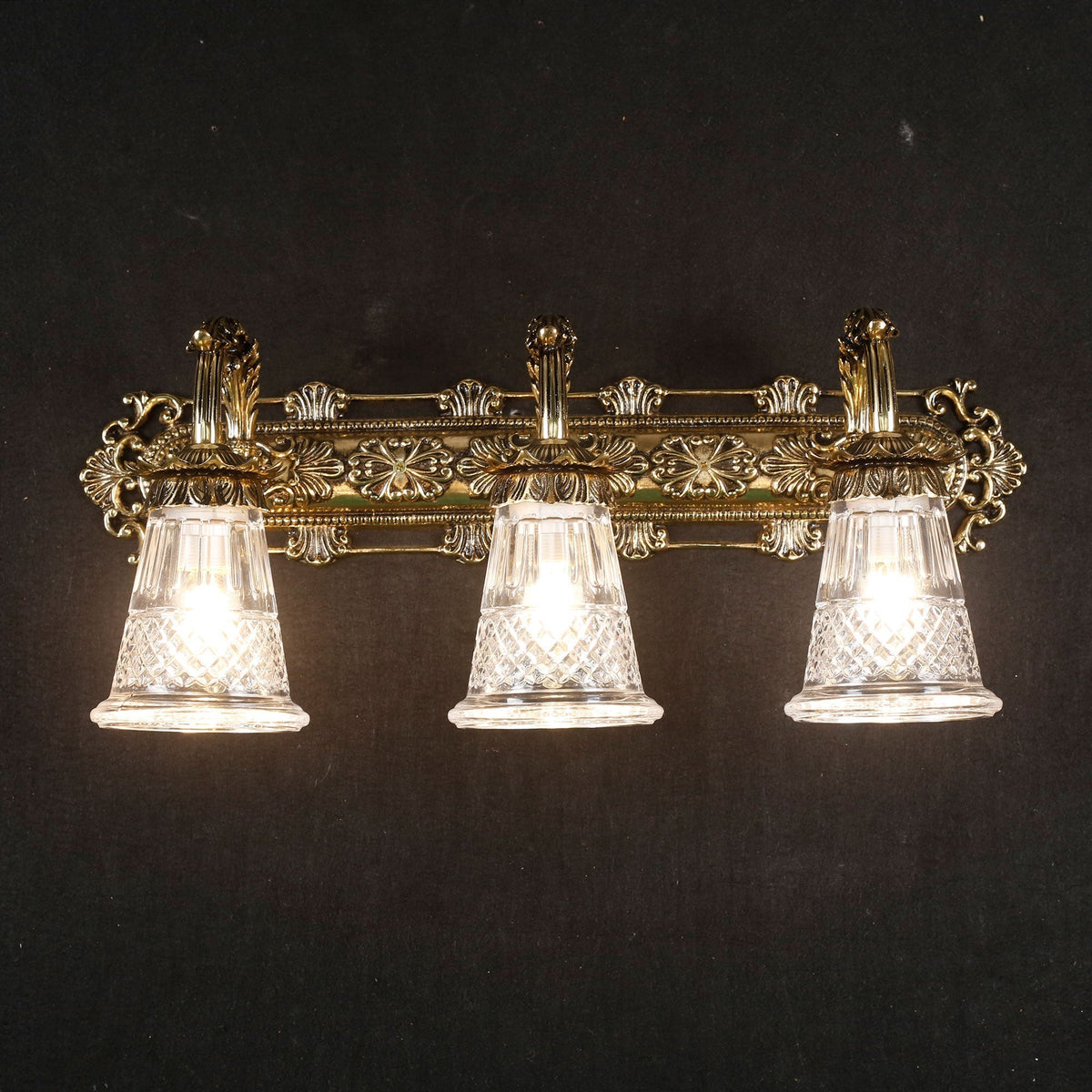 Elaivenne Glow Wall Sconce