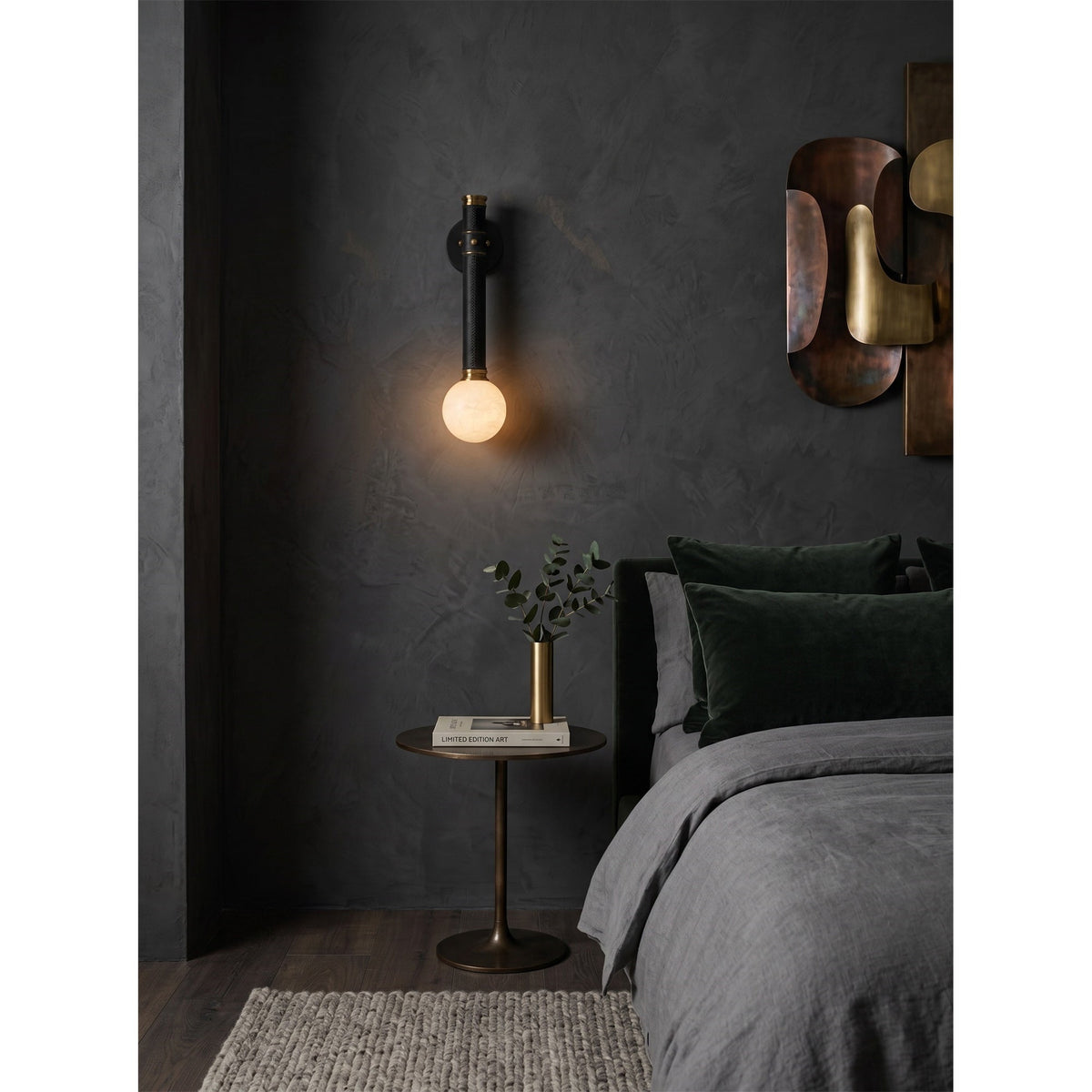 Liorarira Wall Light