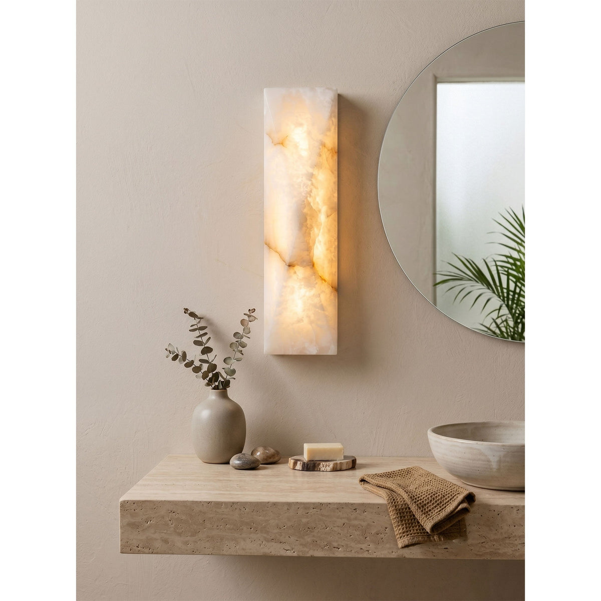 Aveninine Alabaster Wall Sconce