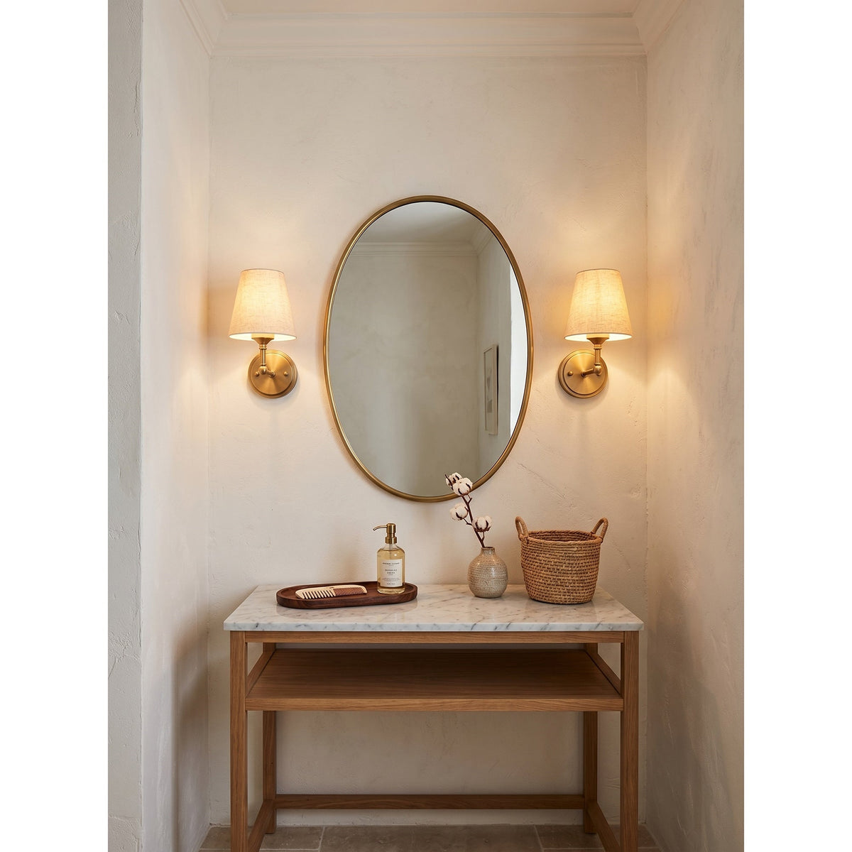 Veluiella Wall Sconce