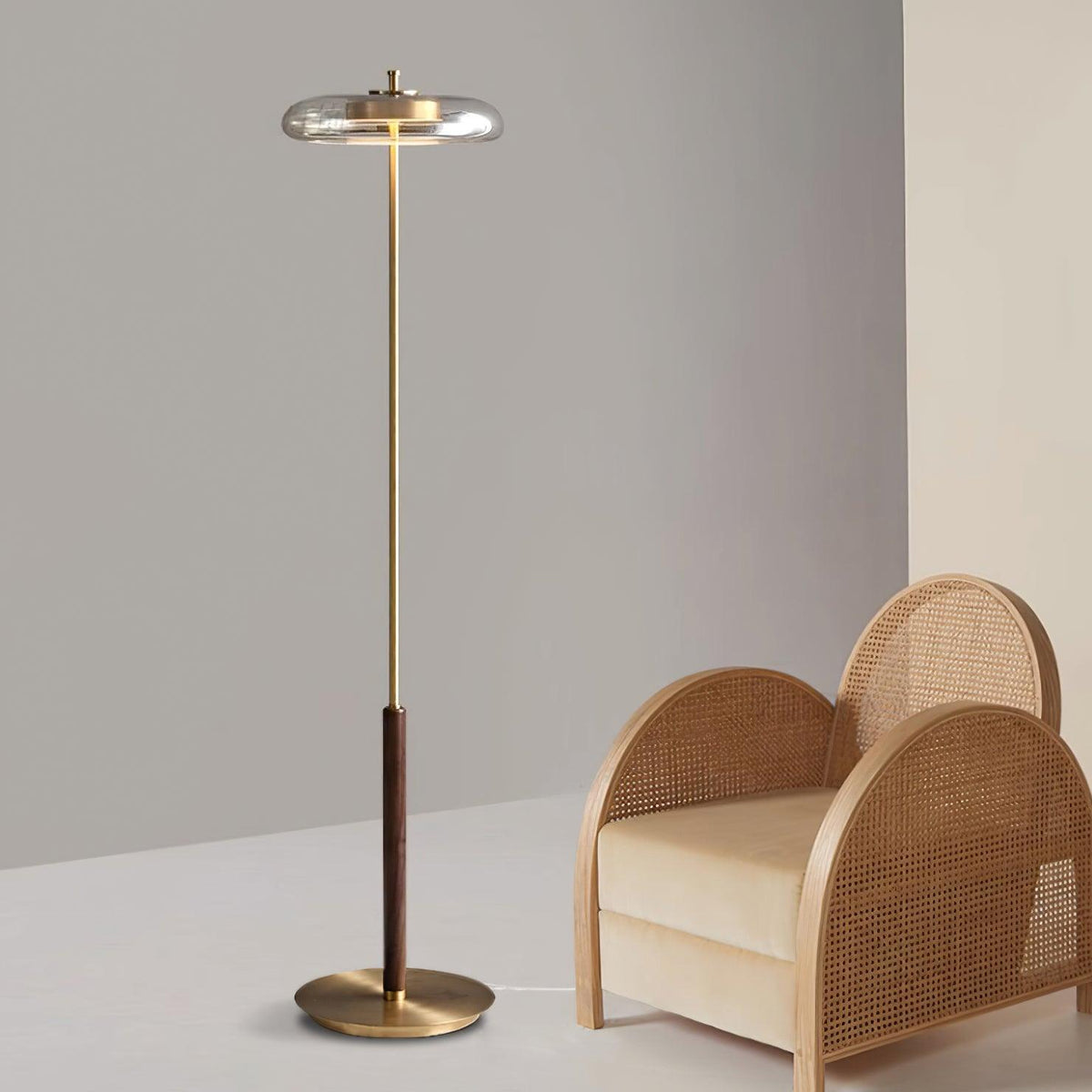 Redondo Floor Lamp