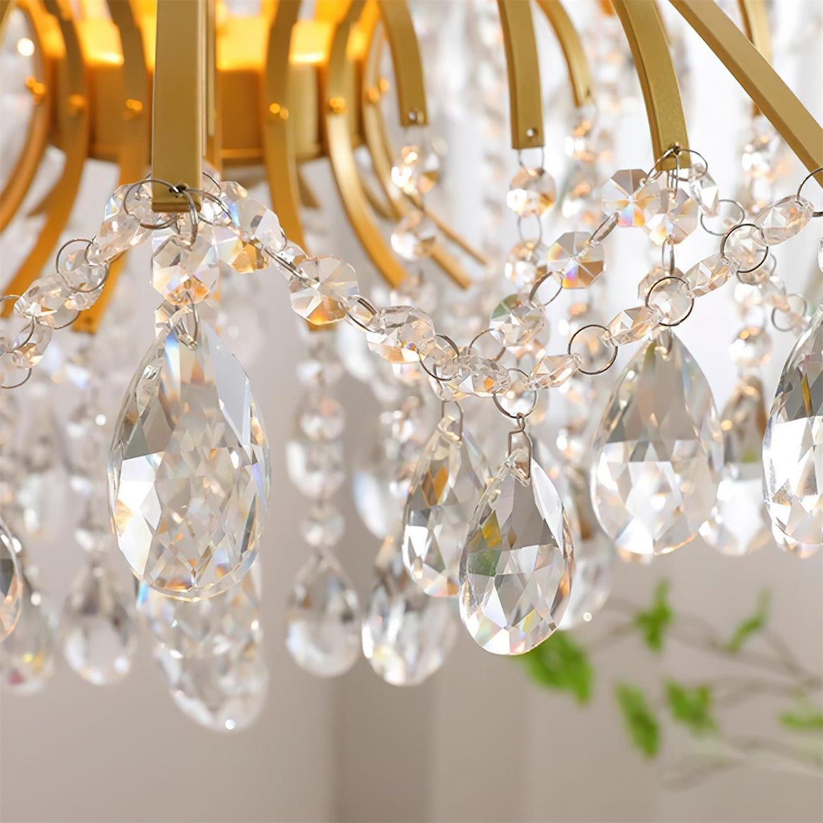 Oreluaine Chandelier