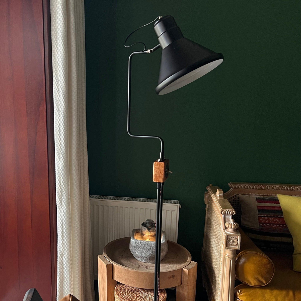 Terieria Floor Lamp