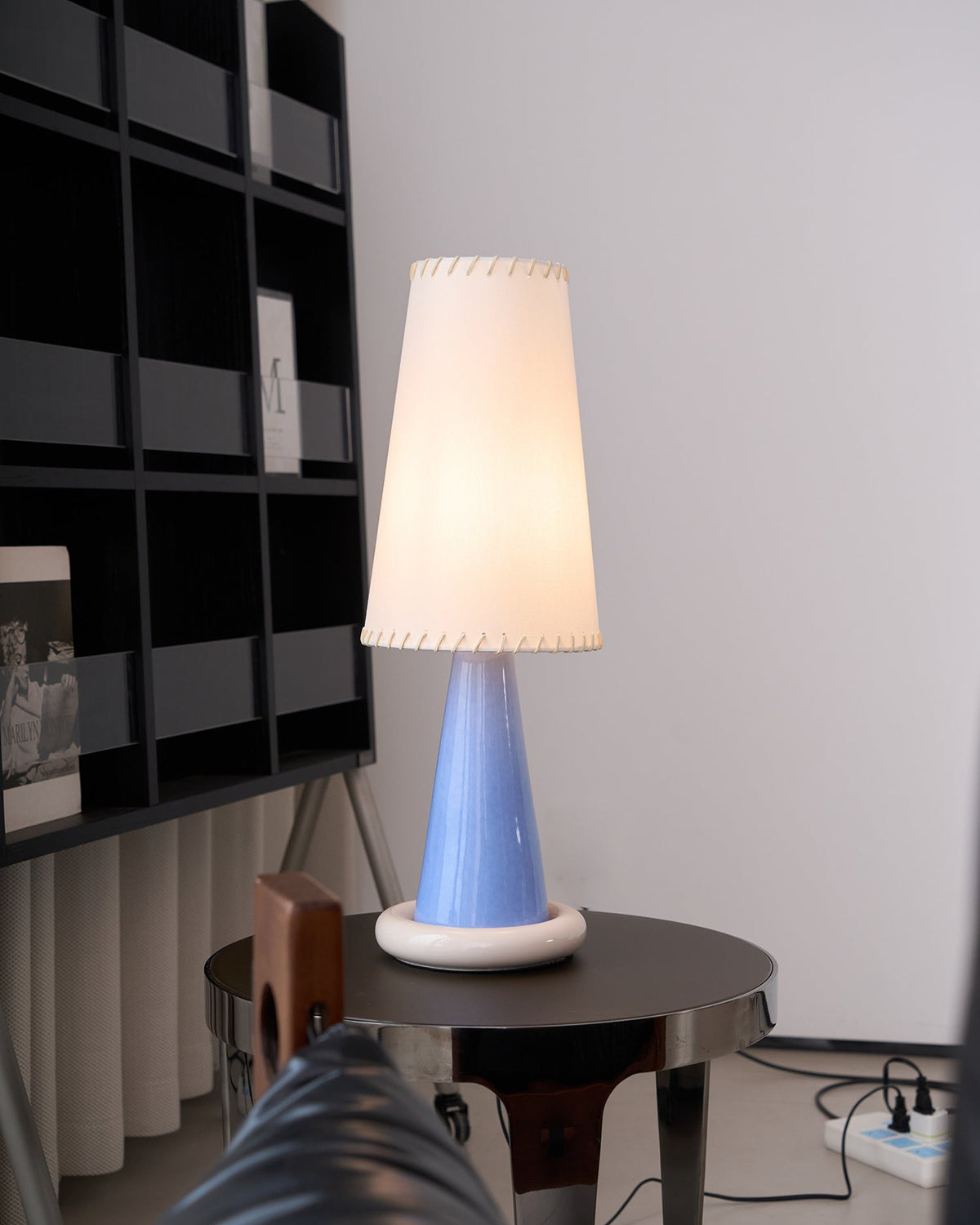Teriiraya Table Lamp