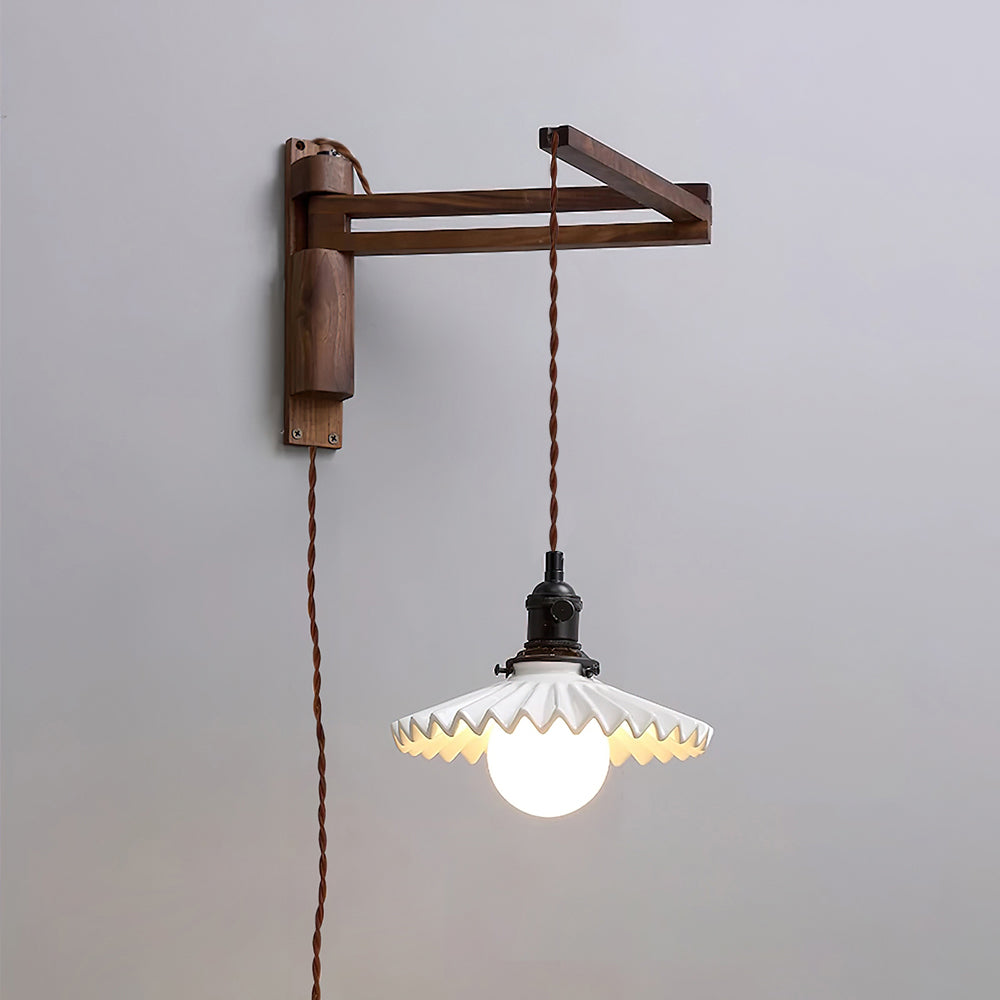 Mirisaria Wall Lamp