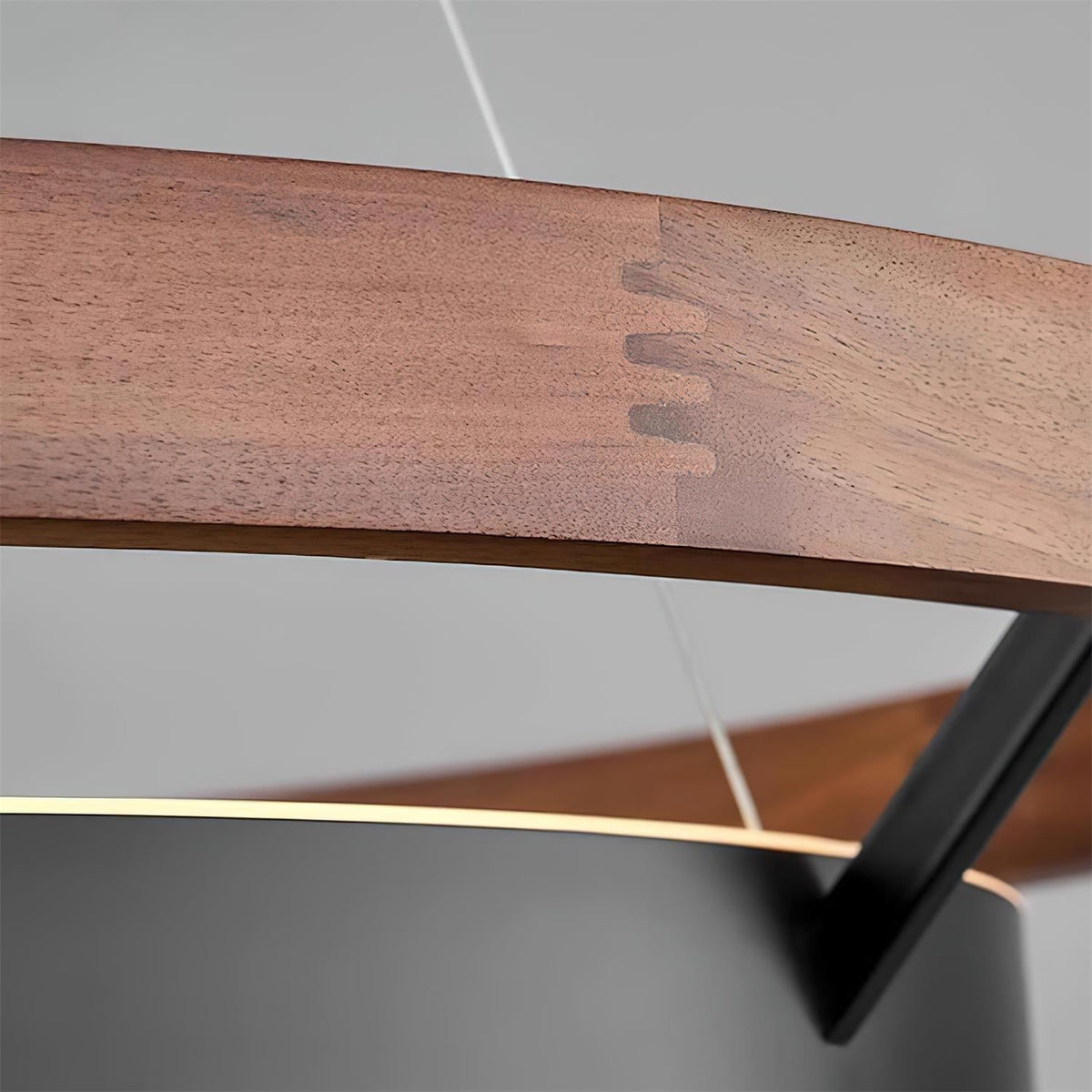 Viraaelia Pendant Light