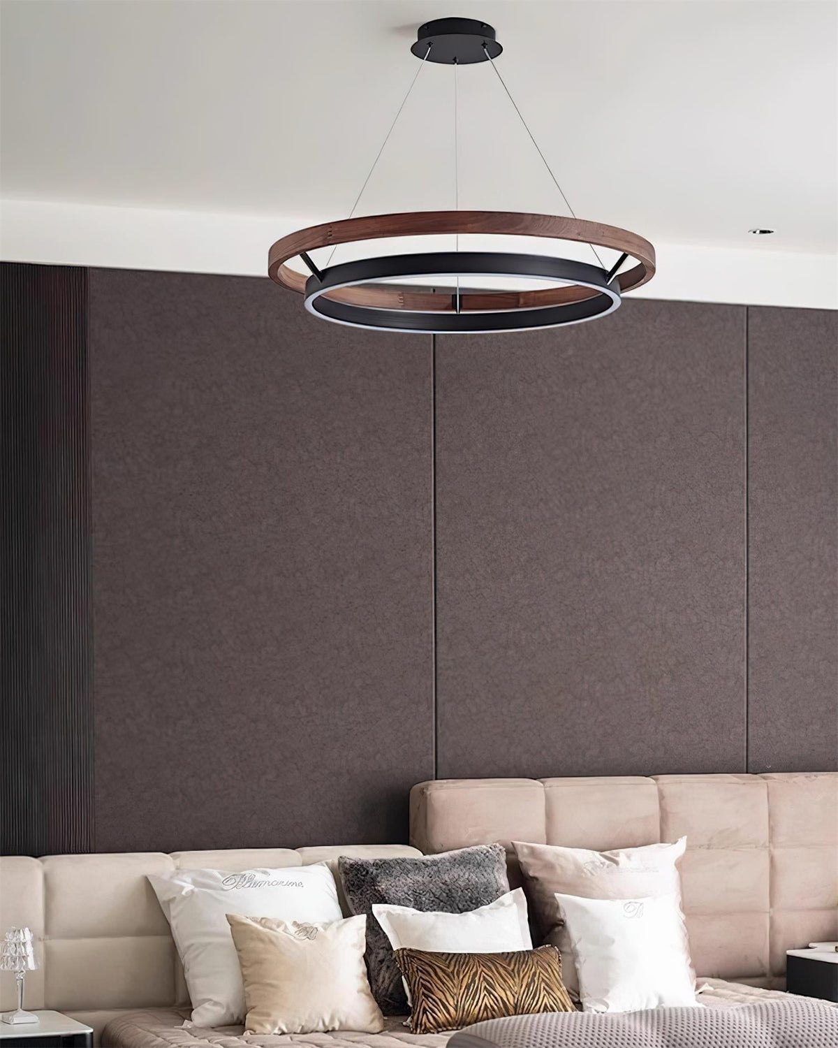 Viraaelia Pendant Light