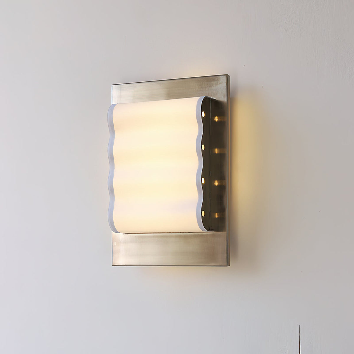 Selisella Wall Lamp