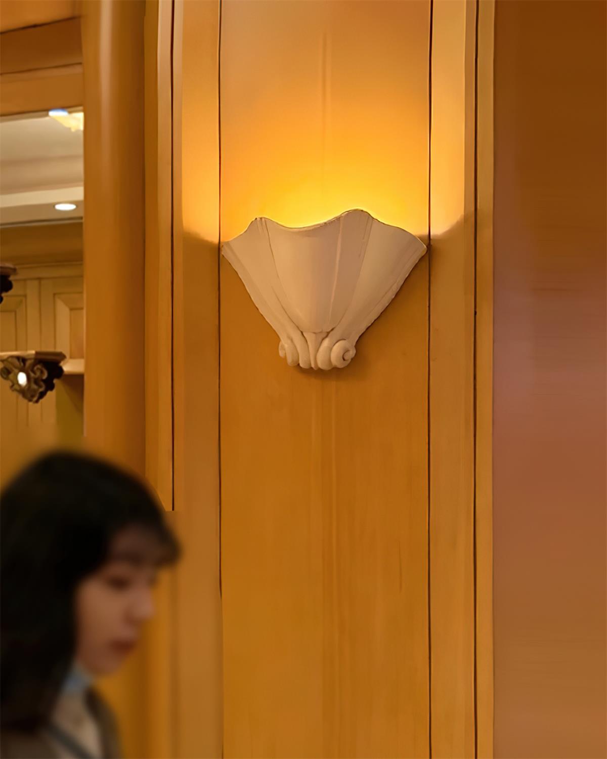 Dorien Wall Lamp Plaster White Shell Classic