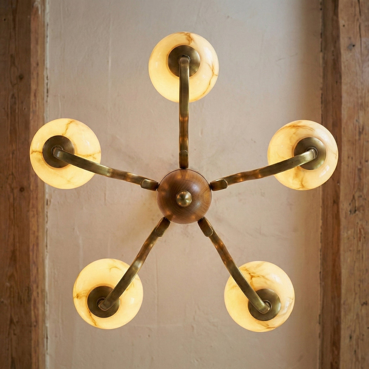 Eirenira Glass Chandelier